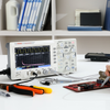 Osciloscopio digital VEVOR 1GS/S 100 MHz 4 canales pantalla a color 7 pulgadas 30 funciones de medición automática para pruebas de circuitos electrónicos