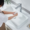 Lavabo de cerámica moderno VEVOR de 24" x 13,8" para baño encimera color blanco
